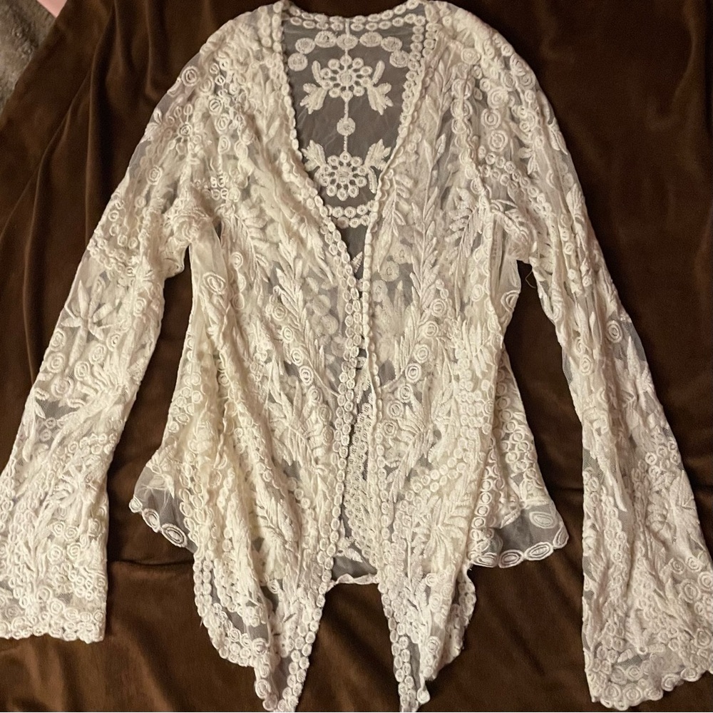 Elegant Lace Women Sweater - Cream